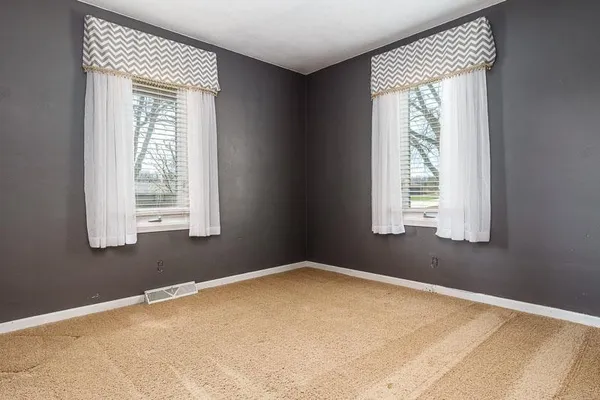 $258,000 | 6074 Abington Drive, Rockford, IL 61109