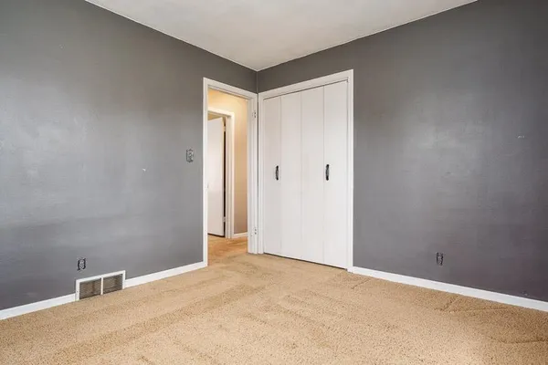 $258,000 | 6074 Abington Drive, Rockford, IL 61109