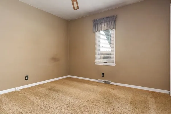 $258,000 | 6074 Abington Drive, Rockford, IL 61109