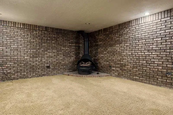 $258,000 | 6074 Abington Drive, Rockford, IL 61109