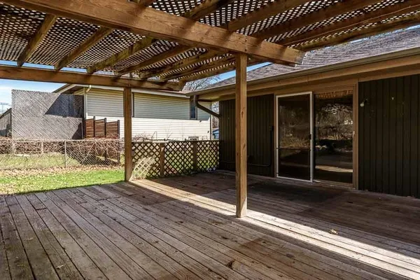 $258,000 | 6074 Abington Drive, Rockford, IL 61109