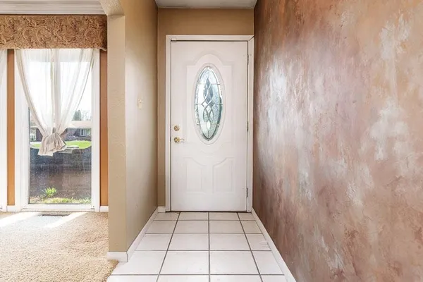 $258,000 | 6074 Abington Drive, Rockford, IL 61109