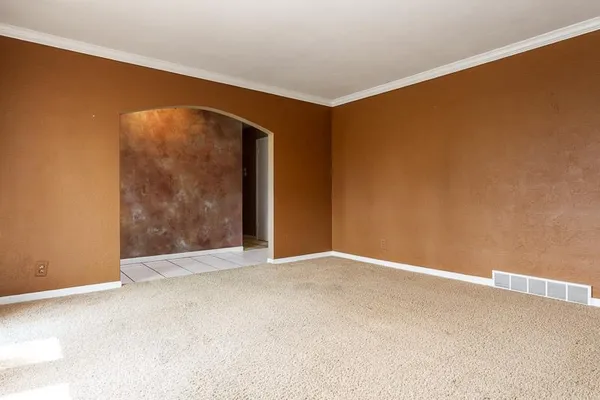 $258,000 | 6074 Abington Drive, Rockford, IL 61109