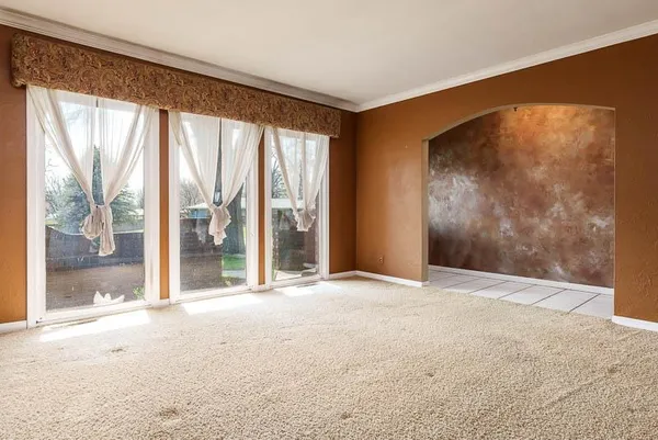$258,000 | 6074 Abington Drive, Rockford, IL 61109
