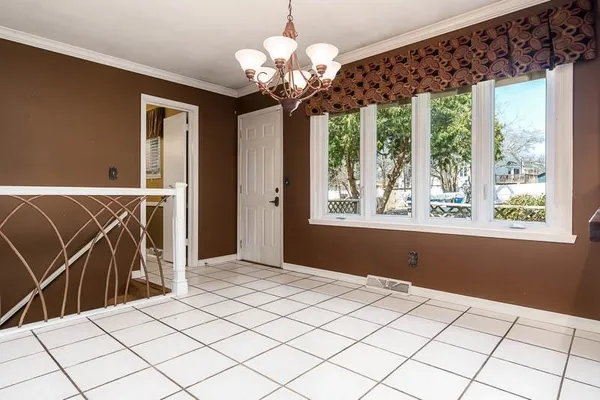 $258,000 | 6074 Abington Drive, Rockford, IL 61109