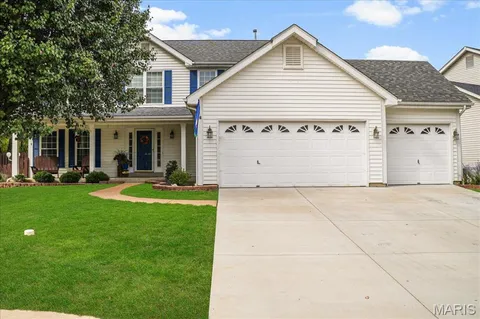 $640,000 | 1239 Bedford Falls Court, Ballwin, MO 63021
