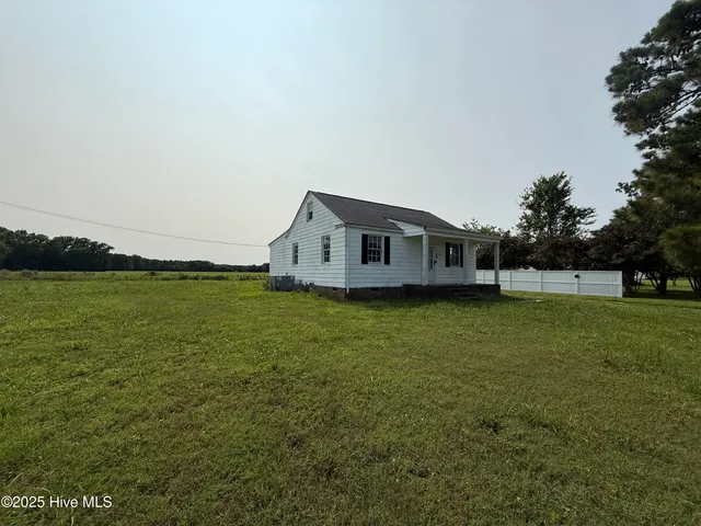 $169,900 | 8714 Tyson Farm Road, Stantonsburg, NC 27883