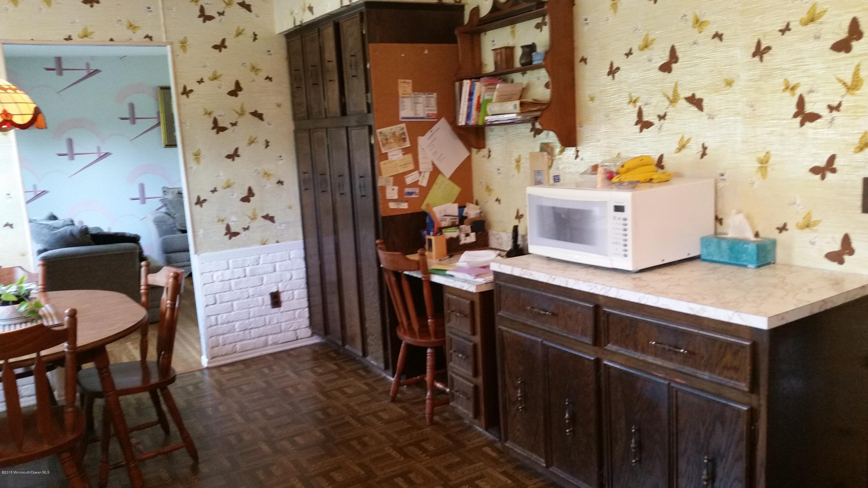 51 Hidden Stream Road Freehold, NJ 07728 - Photo 5 of 21 a utility room with dryer and washer