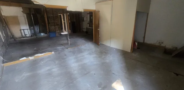 $27,900 | 32 West 104th Street, Chicago, IL 60628