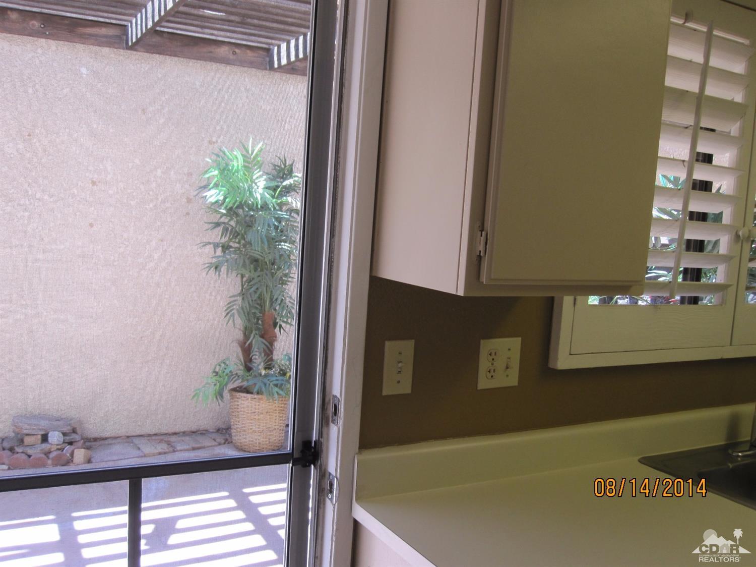 69593 Karen Way Rancho Mirage, CA 92270 - Photo 6 of 8 a view of bathroom