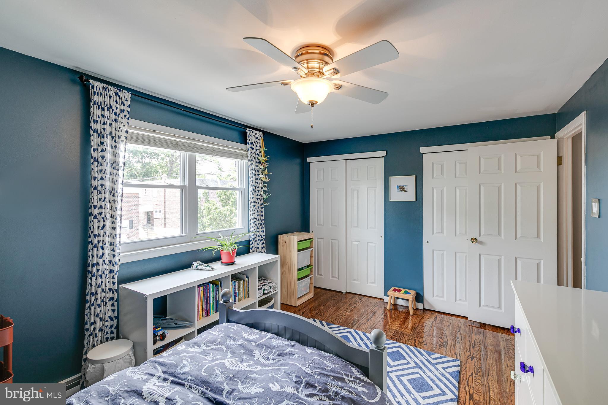 7325 Hiola Road Philadelphia, PA 19128 - Photo 11 of 27