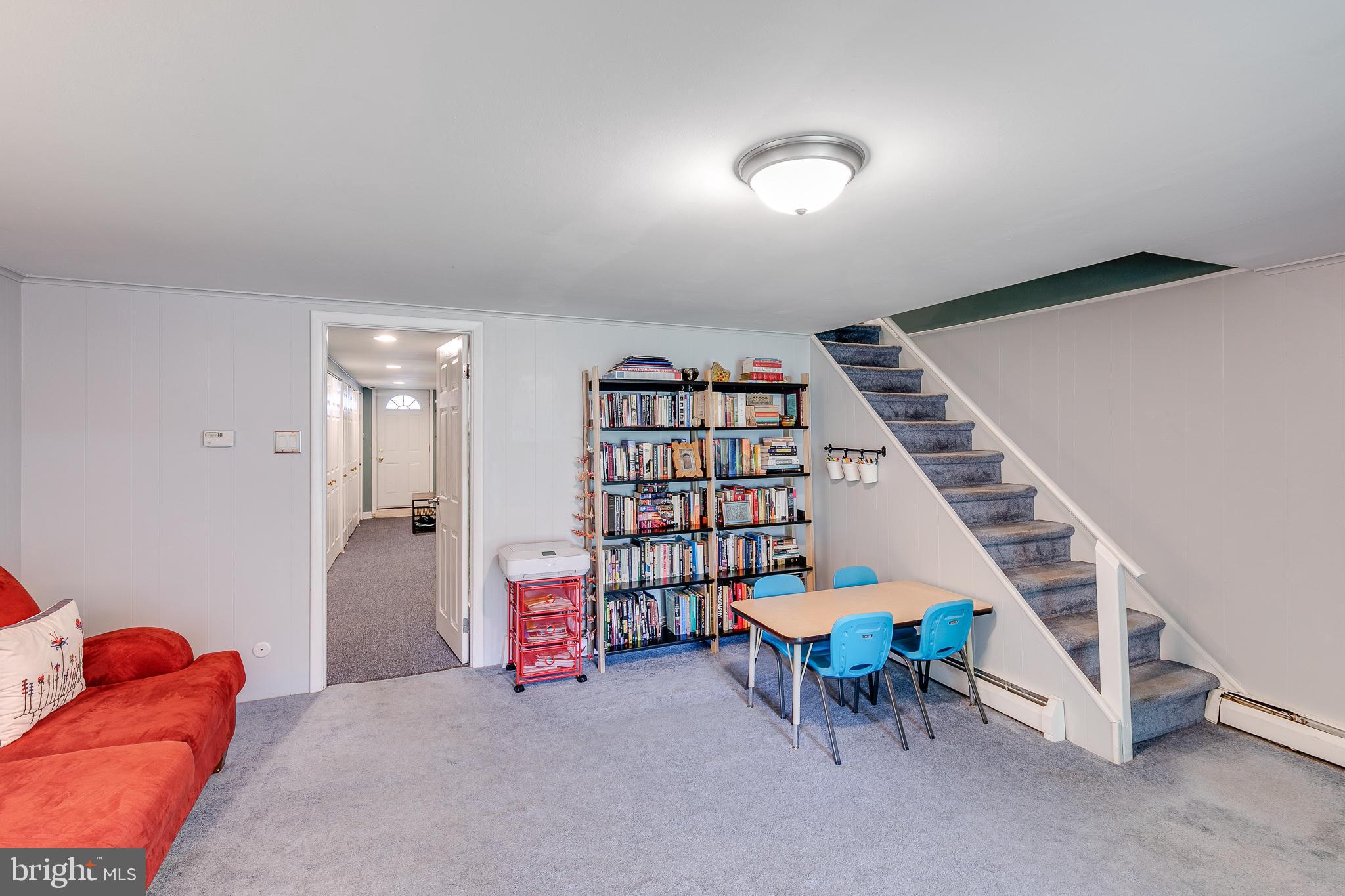 7325 Hiola Road Philadelphia, PA 19128 - Photo 16 of 27