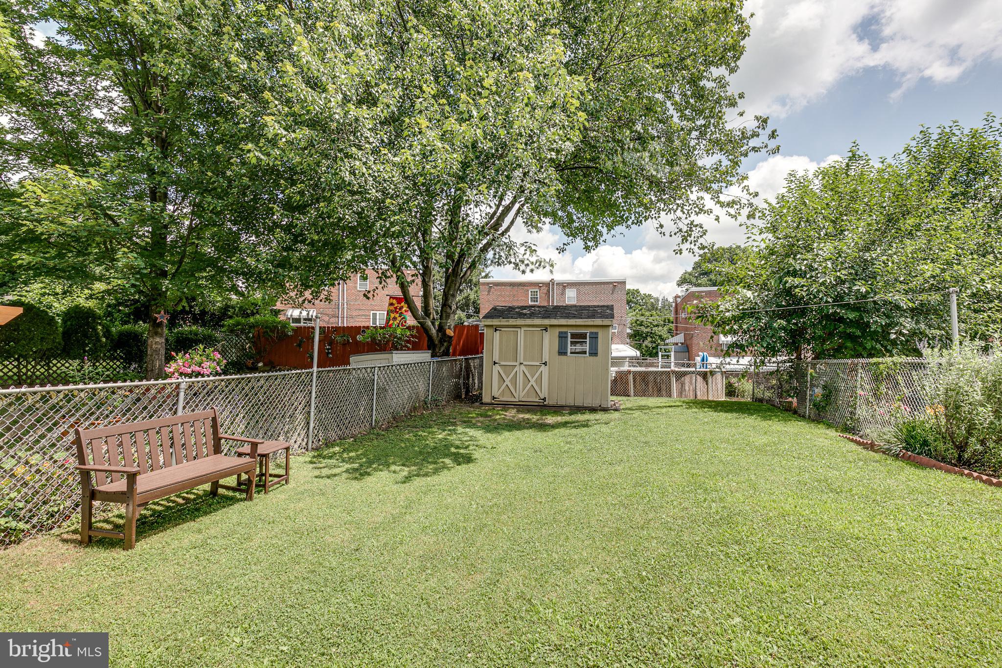 7325 Hiola Road Philadelphia, PA 19128 - Photo 19 of 27