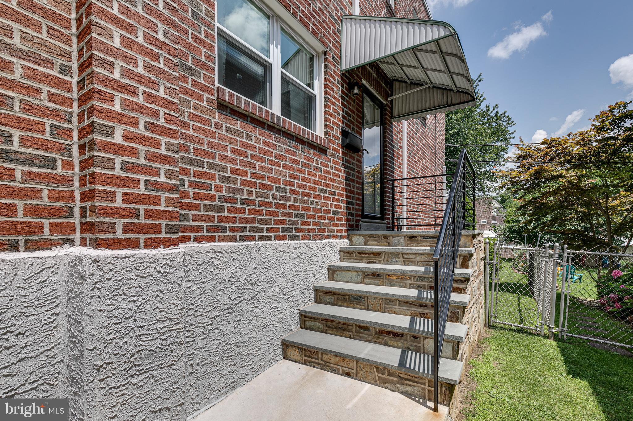 7325 Hiola Road Philadelphia, PA 19128 - Photo 25 of 27