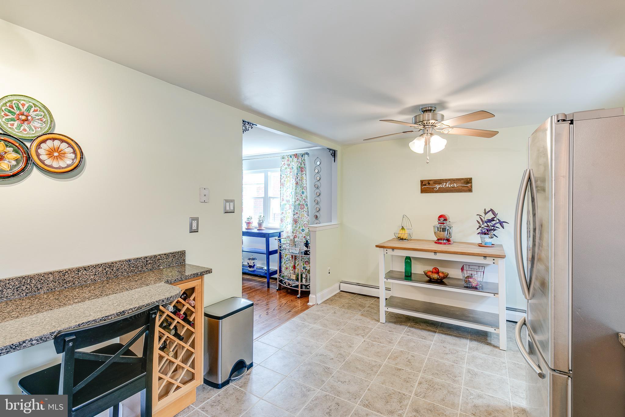 7325 Hiola Road Philadelphia, PA 19128 - Photo 7 of 27