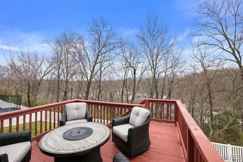 $615,000 | 844 Konert Hill Drive, Fenton, MO 63026