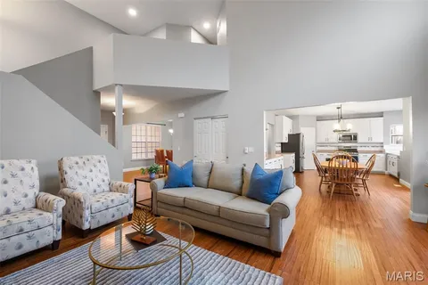 $615,000 | 844 Konert Hill Drive, Fenton, MO 63026