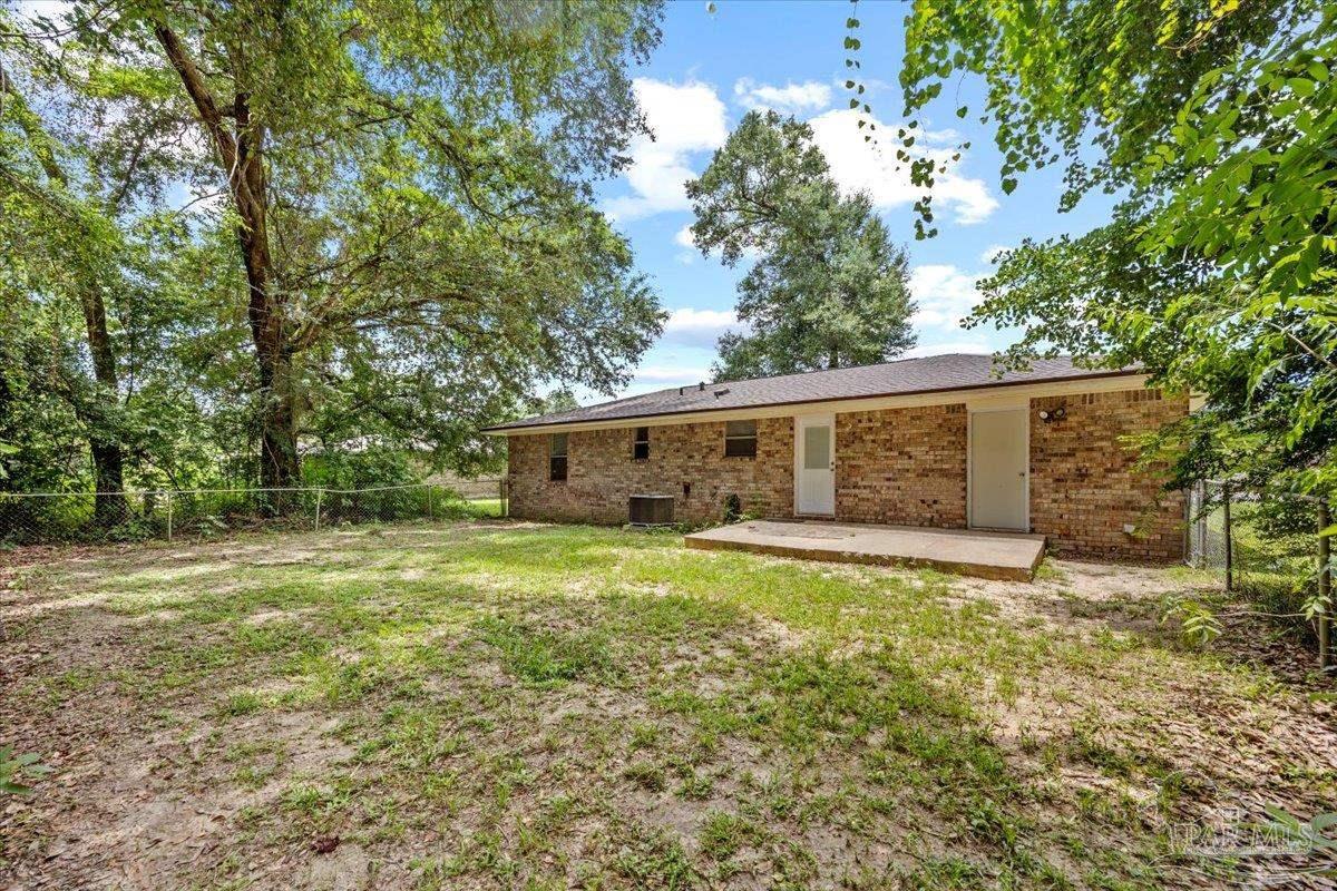 4624 Rambling Way Pace, FL 32571 - Photo 19 of 24