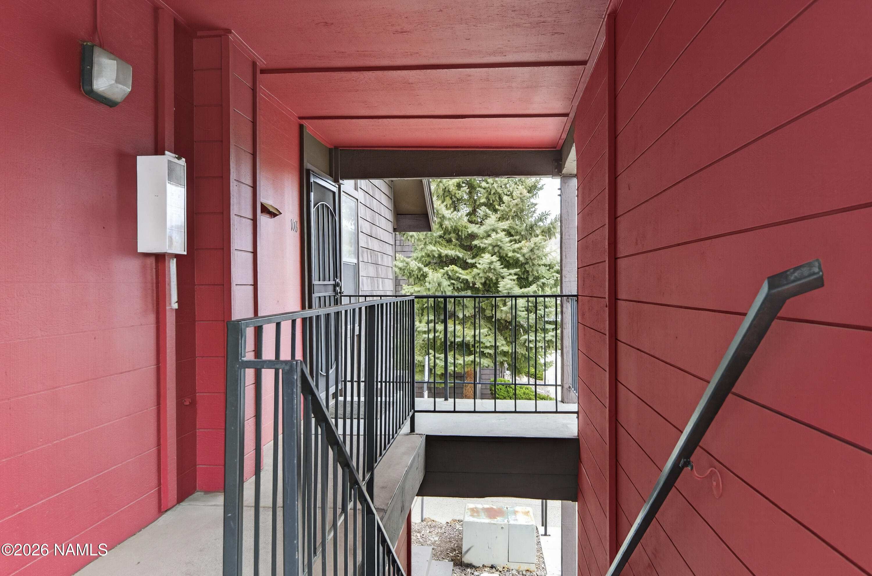 1200 South Riordan Ranch Street, Unit 112 Flagstaff, AZ 86001 - Photo 22 of 22 a view of balcony and deck