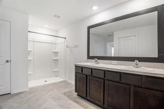 $2,350 | 13539 Mount Ivy Court, Dade City, FL 33525