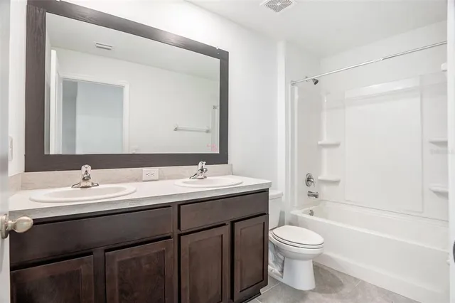 $2,350 | 13539 Mount Ivy Court, Dade City, FL 33525