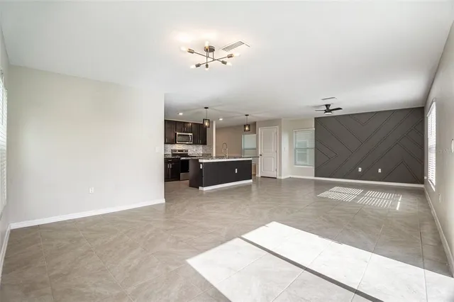 $2,350 | 13539 Mount Ivy Court, Dade City, FL 33525