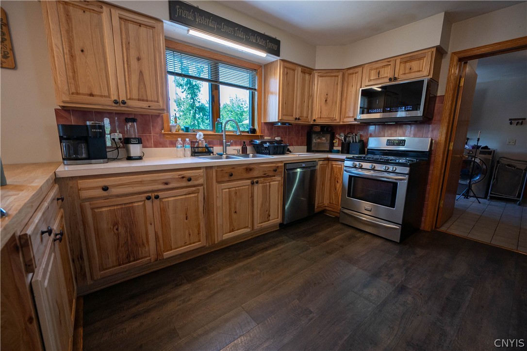 9864 Morgan Road Marcy, NY 13403 - Photo 16 of 44