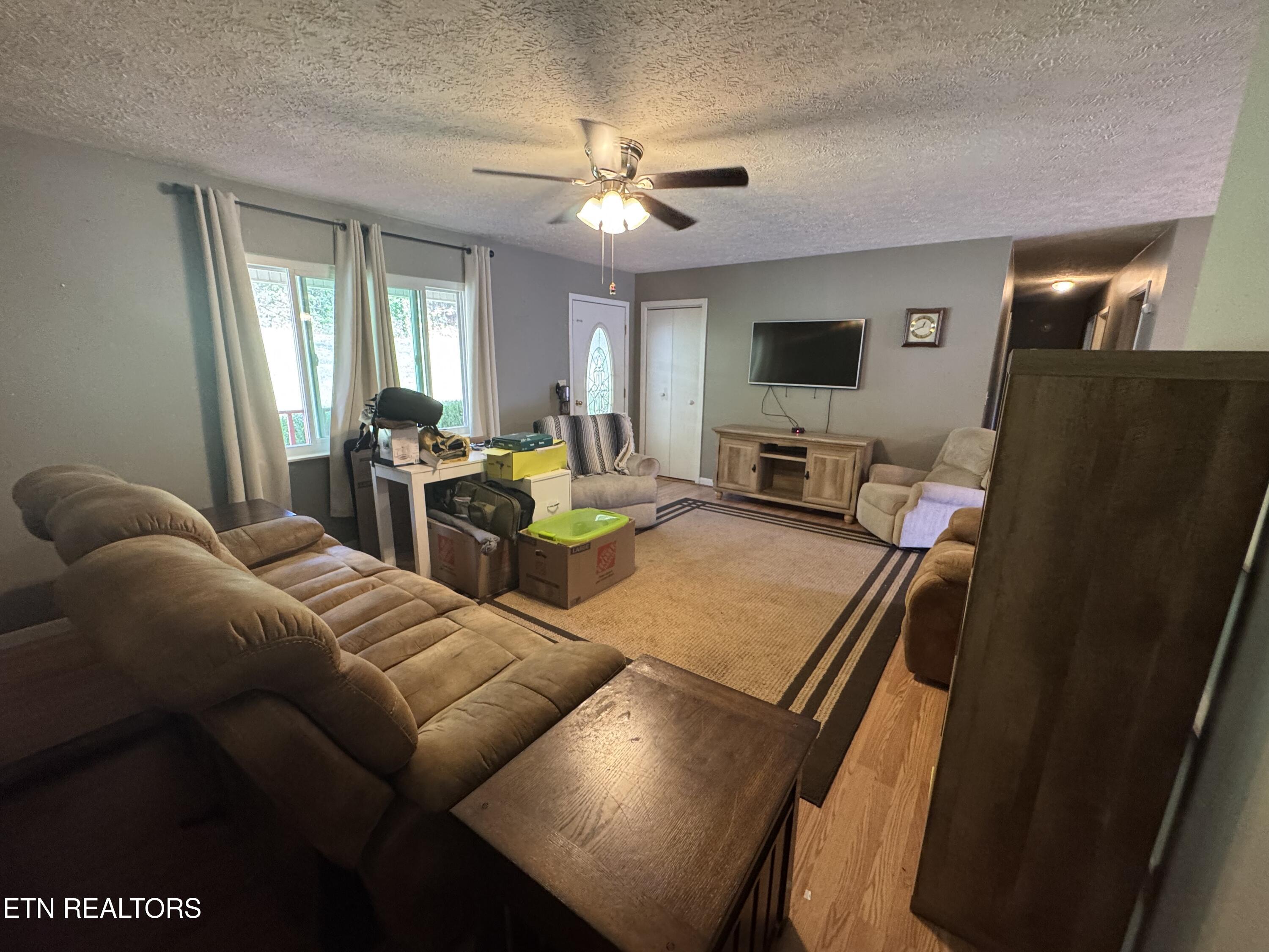 1592 Dry Valley Road Thorn Hill, TN 37881 - Photo 18 of 23 IMG_8631