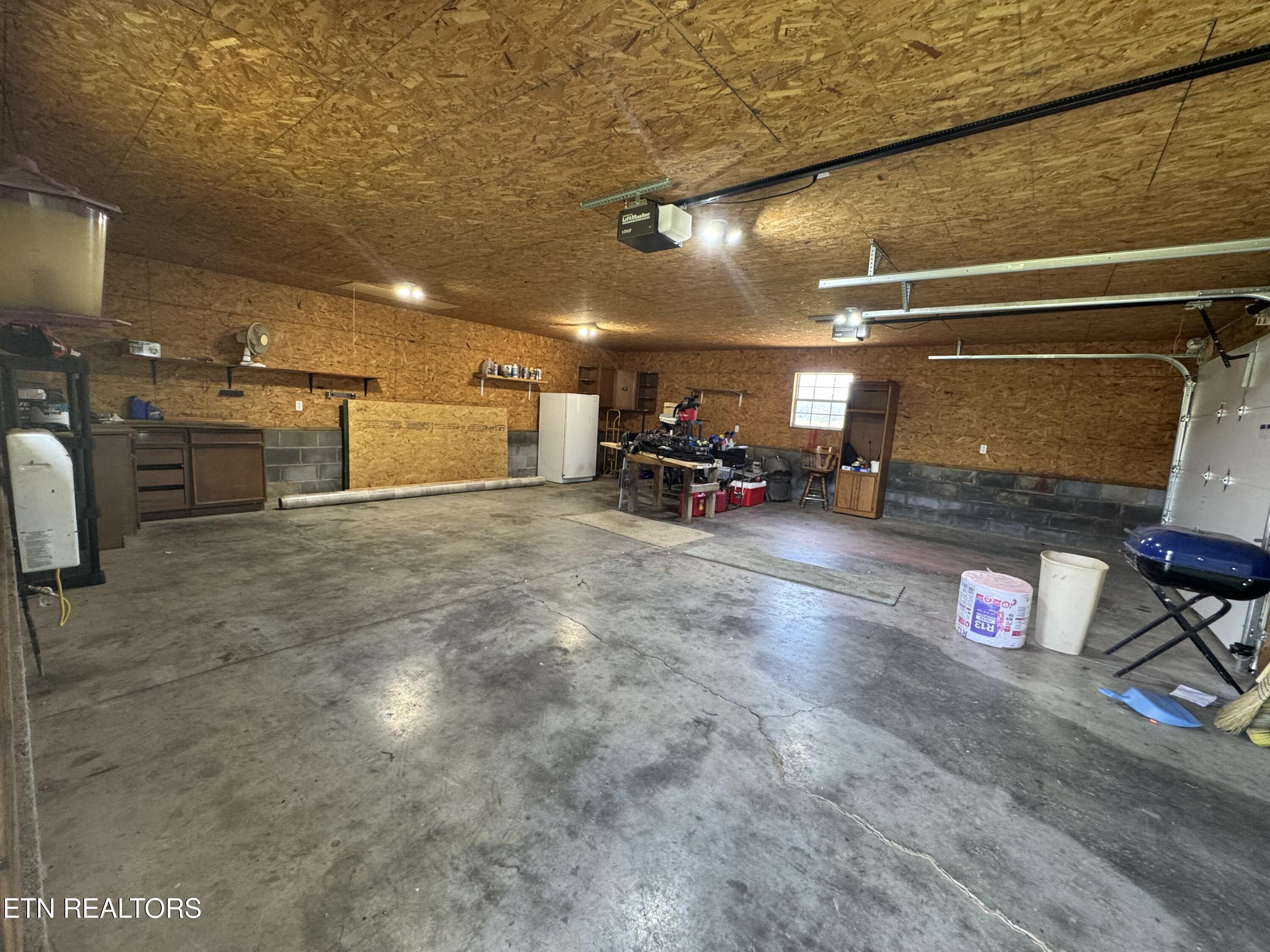 1592 Dry Valley Road Thorn Hill, TN 37881 - Photo 6 of 23 IMG_8617