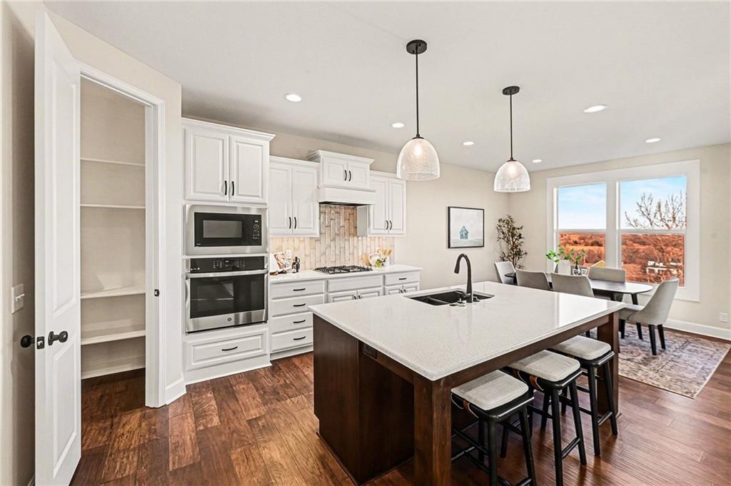 1221 South Desoto Road Lansing, KS 66043 - Photo 14 of 52