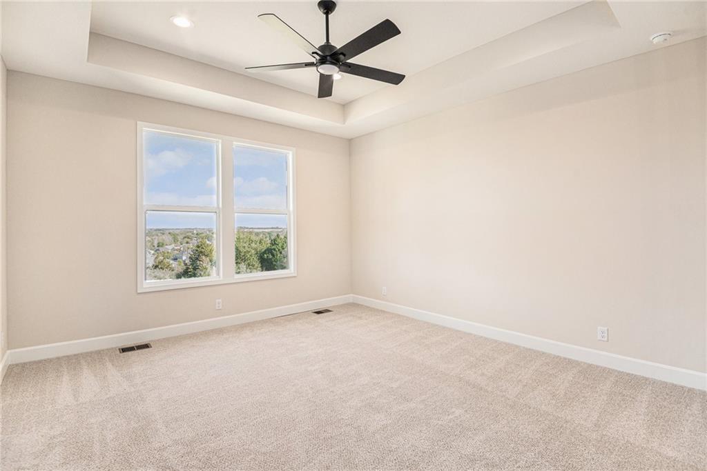 1221 South Desoto Road Lansing, KS 66043 - Photo 19 of 45