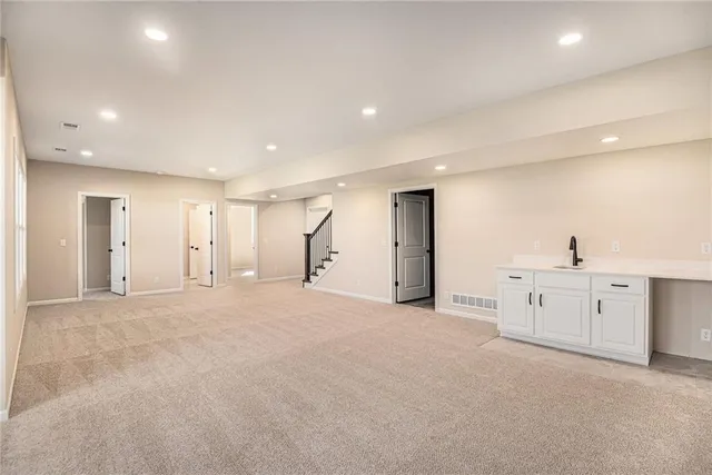 $699,900 | 1221 South Desoto Road, Lansing, KS 66043