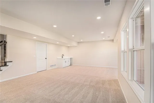 $699,900 | 1221 South Desoto Road, Lansing, KS 66043