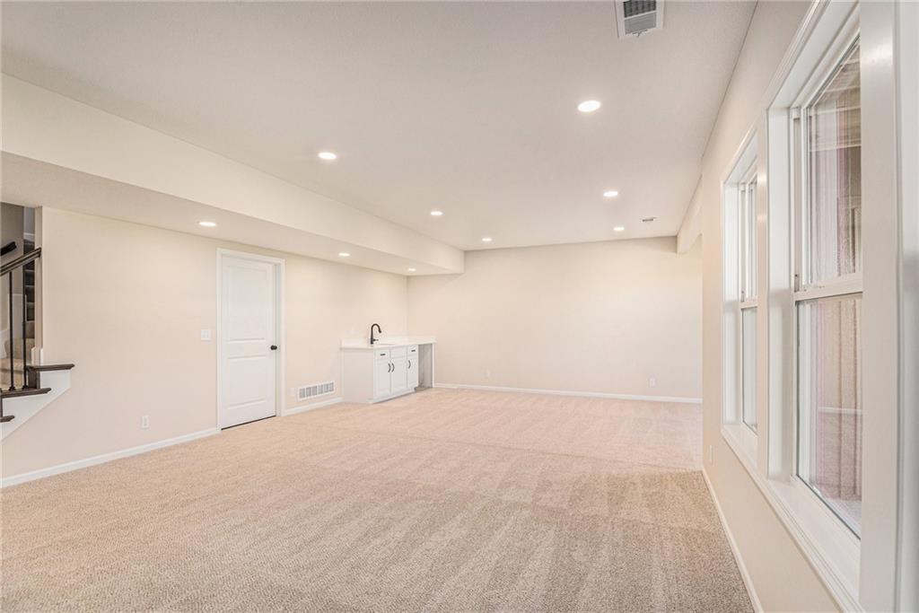 1221 South Desoto Road Lansing, KS 66043 - Photo 35 of 52