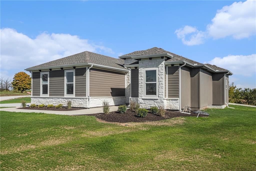 1221 South Desoto Road Lansing, KS 66043 - Photo 4 of 45