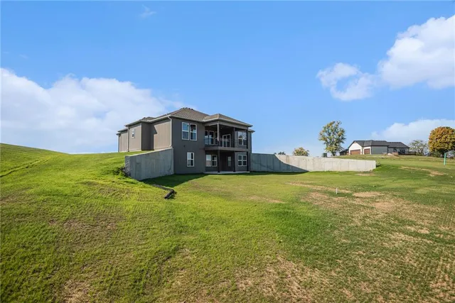 $699,900 | 1221 South Desoto Road, Lansing, KS 66043