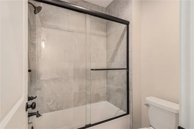 $699,900 | 1221 South Desoto Road, Lansing, KS 66043