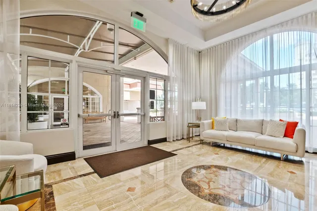 $988,500 | 2001 North Ocean Boulevard, Unit 701, Fort Lauderdale, FL 33305