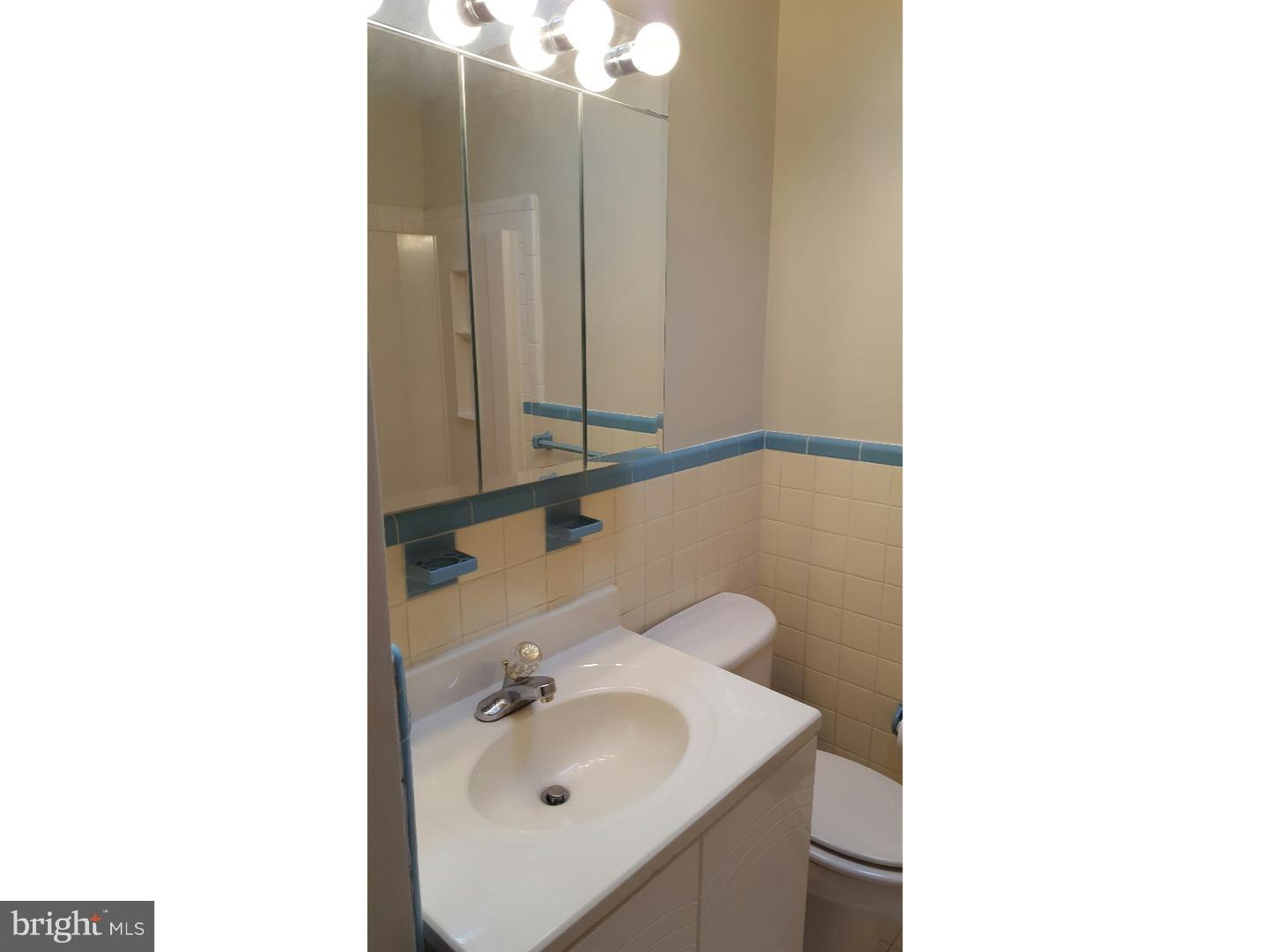 3222 Fordham Road Philadelphia, PA 19114 - Photo 13 of 24 Bathroom