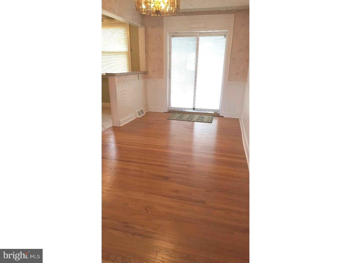 3222 Fordham Road Philadelphia, PA 19114 - Photo 8 of 24 Dining Room