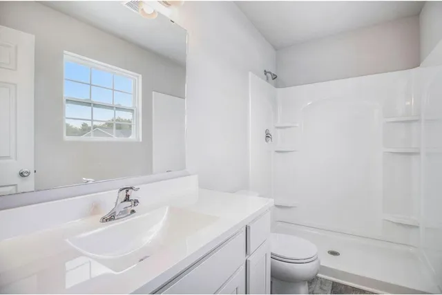 $424,900 | 5581 Mammoth Drive Southeast, Caledonia, MI 49316