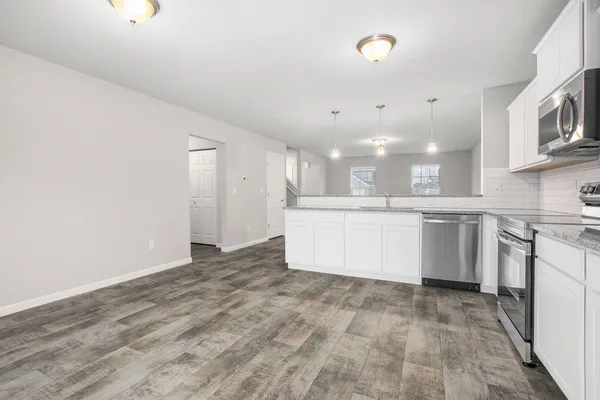 $429,900 | 5581 Mammoth Drive Southeast, Caledonia, MI 49316