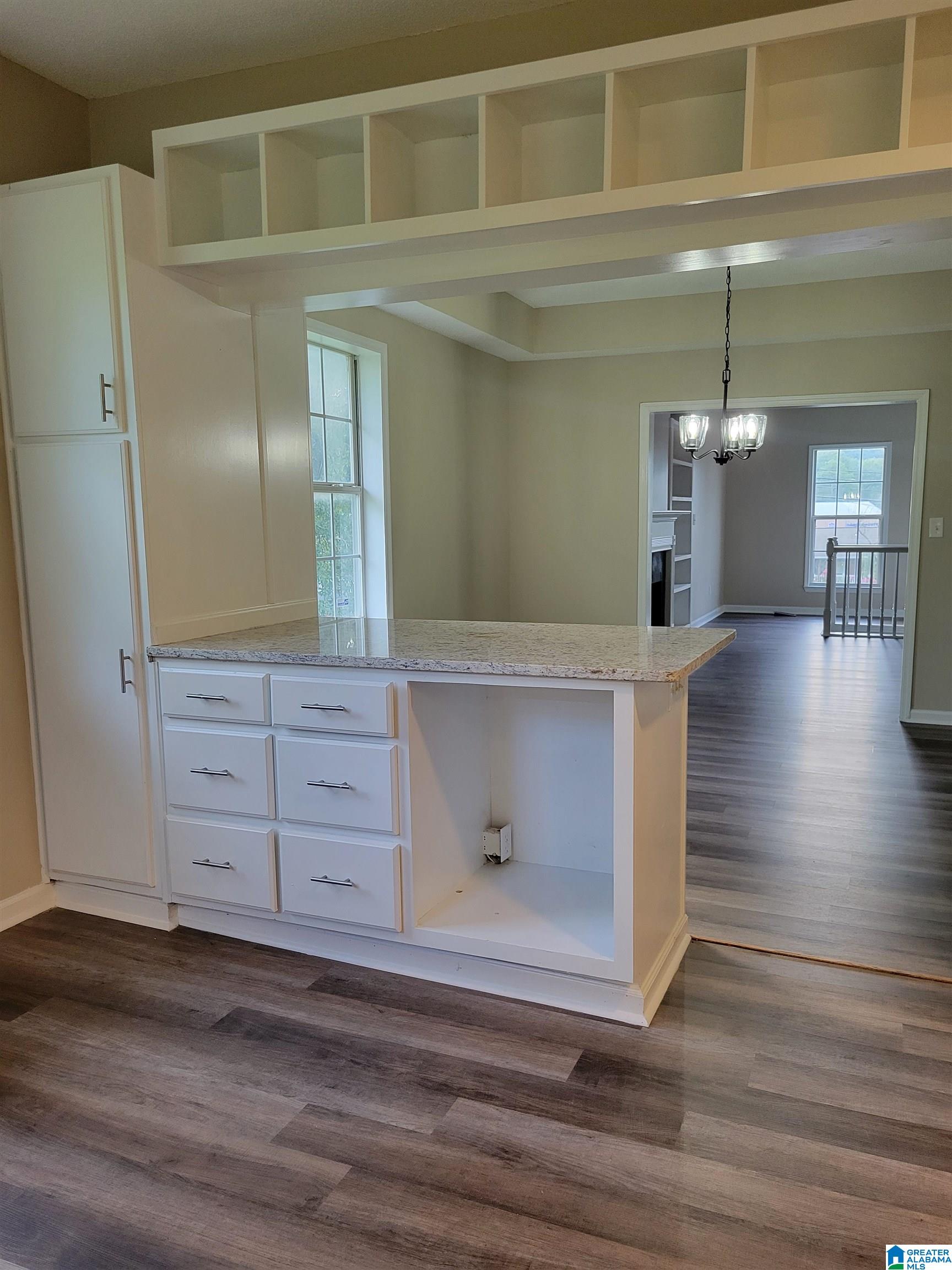 100 Valley Road Oneonta, AL 35121 - Photo 9 of 22