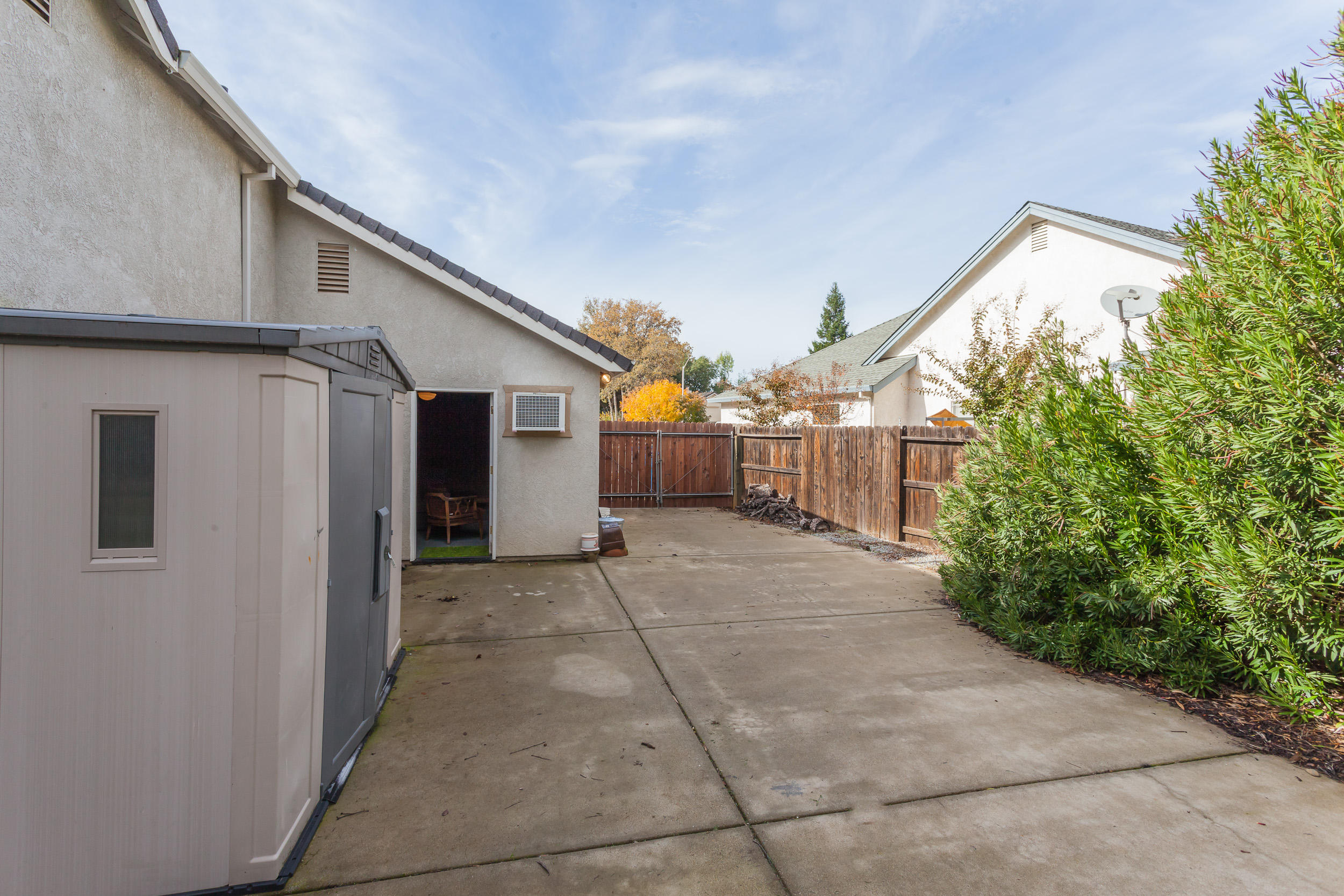4885 Rising River Court Redding, CA 96002 - Photo 23 of 25 4885RisingRiverCt-MLS-27