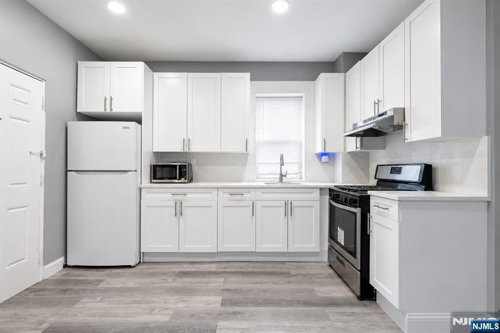231 Palisade Avenue, Unit 4 Garfield, NJ 07026 - Photo 3 of 8