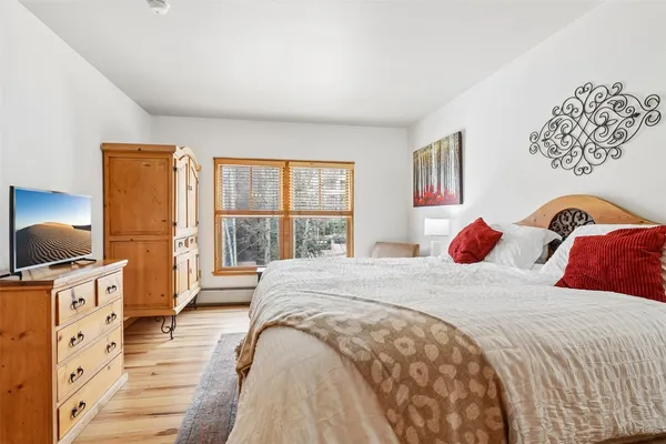 $950,000 | 195 River Run Road, Unit 8007, Keystone, CO 80435