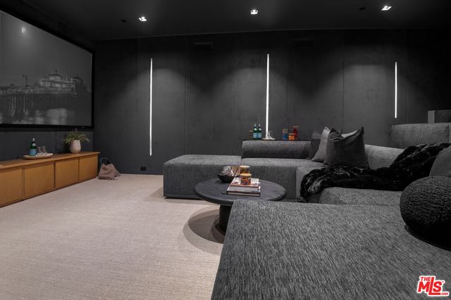 $39,000,000 | 26946 Pacific Coast Highway, Malibu, CA 90265