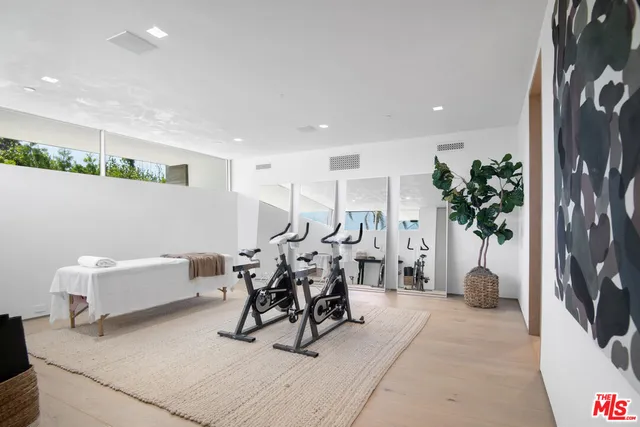 $39,000,000 | 26946 Pacific Coast Highway, Malibu, CA 90265