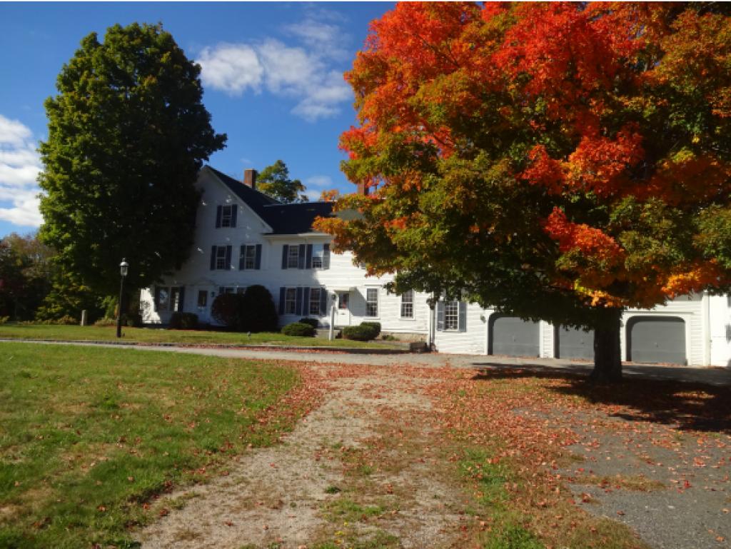 189 S Road Deerfield, NH 03037 - Photo 8 of 27