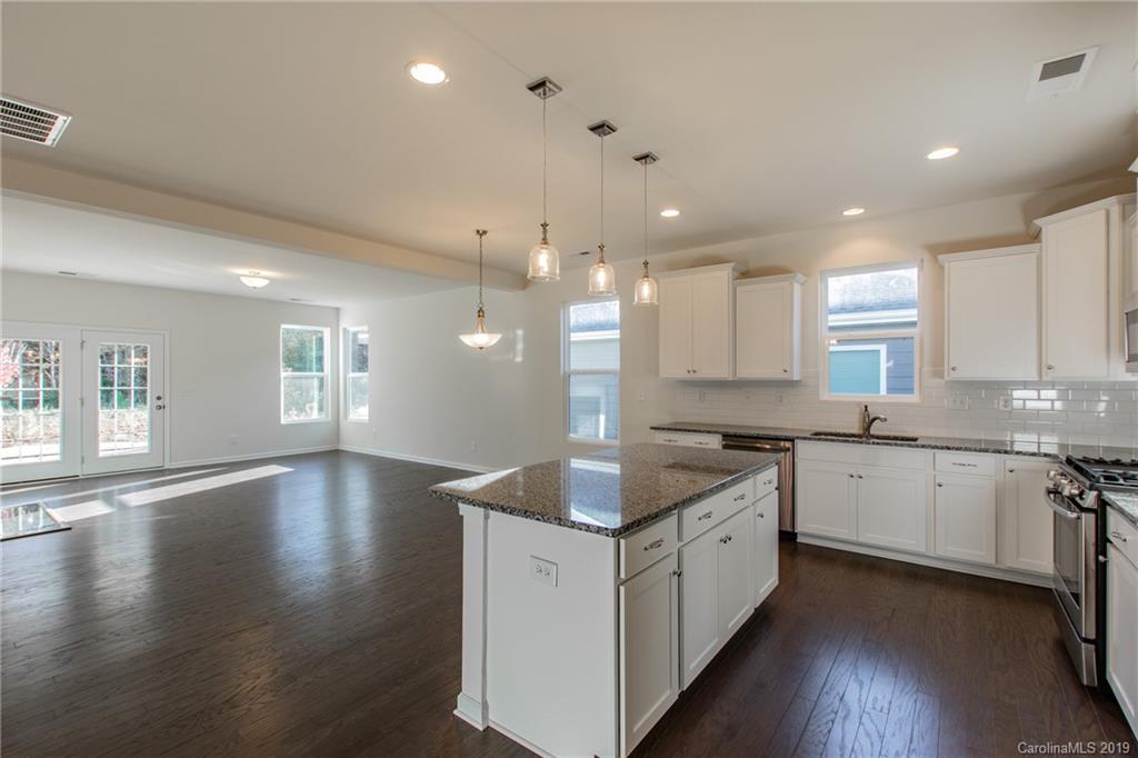 7097 Chrysanthemum Road, Unit 160 Lancaster, SC 29720 - Photo 5 of 30 Gallery Image 5